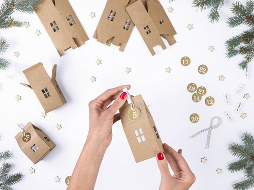 Kalendarz adwentowy Domki