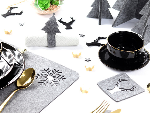 Serwetnik ze wzorem świątecznym - Gwiazda - 21 cm - 4 szt.