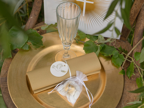 Woreczki z organzy dla gości Krzyż - 7,5 x 10 cm - 6 szt.