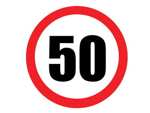 Dekoracyjny jadalny opłatek tortowy Znak zakazu na 50-te urodziny - 20 cm