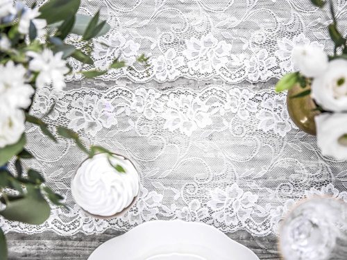 Dekoracja bieżnik koronkowy - 9 m - 1 szt.