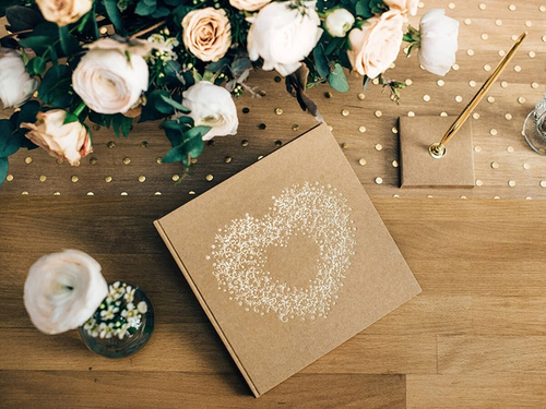 Organza biała ze złotymi kropkami - 36 cm x 9 m.