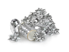 Zestaw do dekoracji prezentów srebrny - 16 szt.