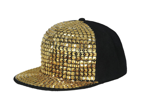 Czapka z daszkiem i złotymi nitami - 1 szt.