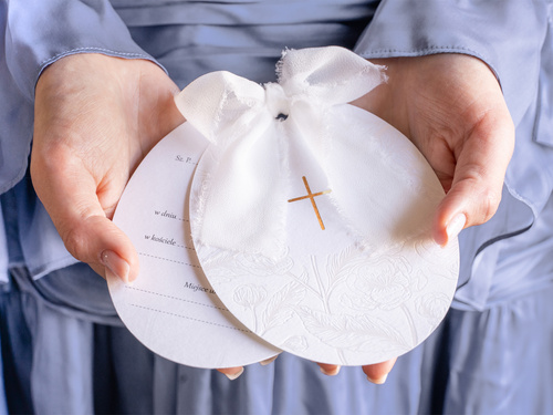 Zaproszenie na komunię z białym ornamentem - 10 szt.