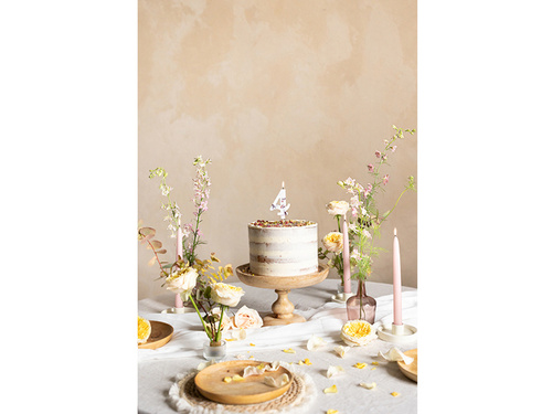 Świeczka cyferka cztery z płatkami kwiatów - 4 - 1 szt.