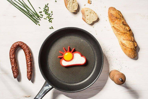 Foremka silikonowa do jajek - Słońce z chmurką