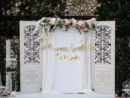 Baner z personalizowanym imieniem złoty - 70 cm - 1 szt.