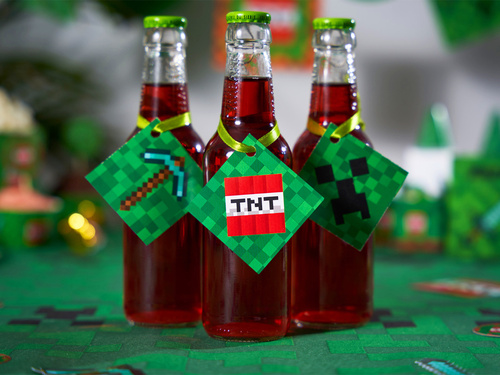 Zawieszki na butelki z wstążeczką Piksele - 12 szt.