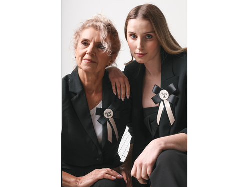 Kotylion Happy "18" - 1 szt.