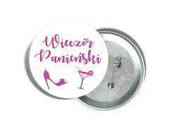 Przypinka biała z różowym napisem i grafiką na Wieczór Panieński