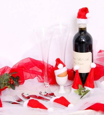 Czapeczki Mikołaja na sztućce, butelkę - 24 szt.