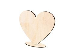 Serce drewniane stojące na Walentynki