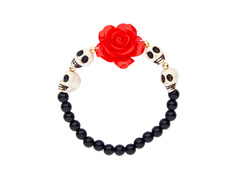 Bransoletka z czerwonymi różami i białymi czaszkami