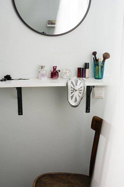 Cieknący zegar Salvadora Dalí