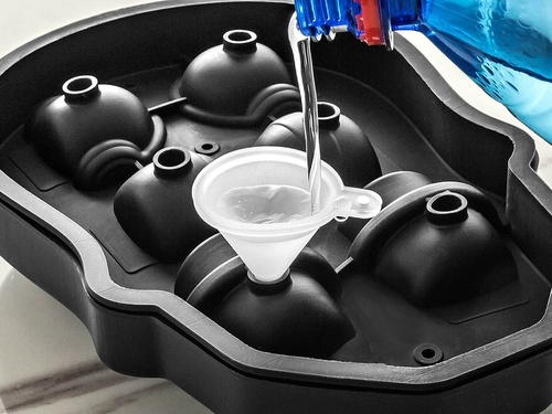 Foremka na lód i czekoladę z lejkiem - Czacha