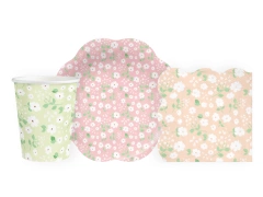 Zestaw kubeczki + serwetki + talerzyki papierowe Łąka - 24 szt.