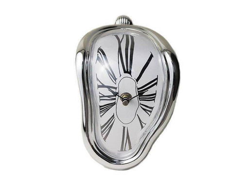 Cieknący zegar Salvadora Dalí