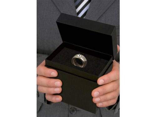 Dwukaratowy kubek - biały ze srebrnym pierścieniem