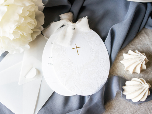 Zaproszenie na komunię z białym ornamentem - 10 szt.