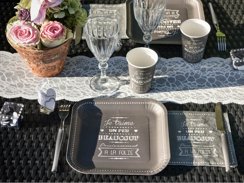 Dekoracja bieżnik koronkowy na stół - biały - 18 cm x 3 m - 1 szt.