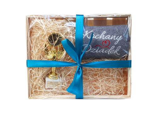 Zestaw prezentowy dla Kochanego Dziadka ręcznik + statuetka i herbatka